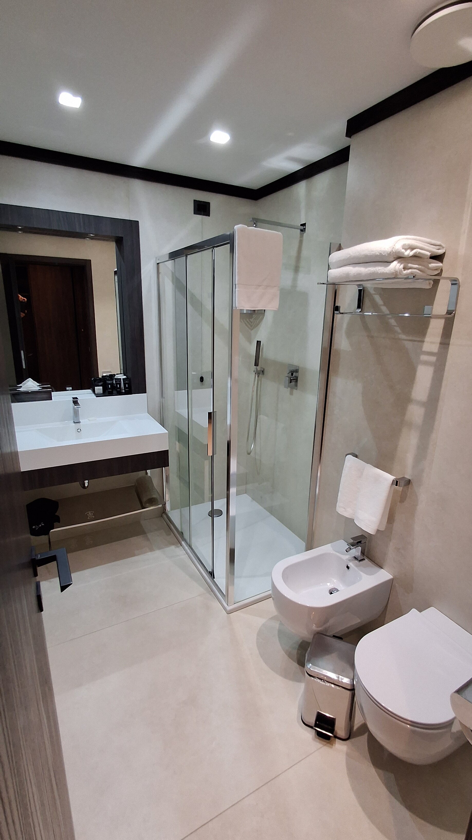 Gold Tower Lifestyle Hotel-浴室