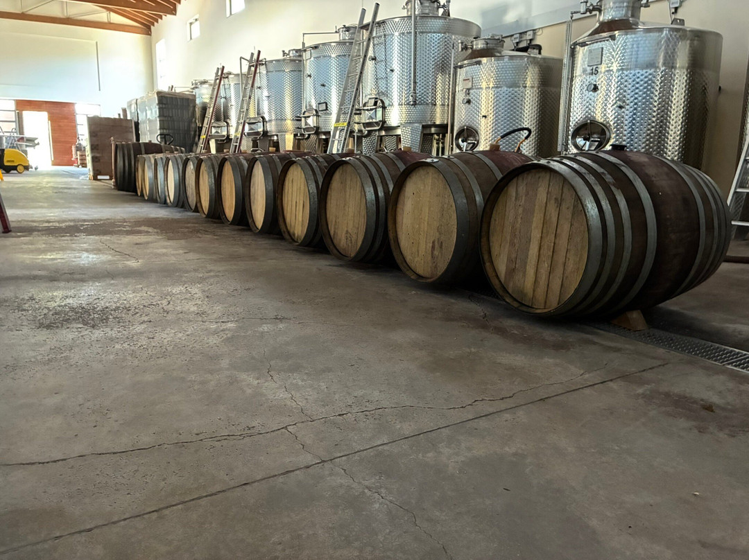 Manousakis Winery-Vatolakkos必去景点