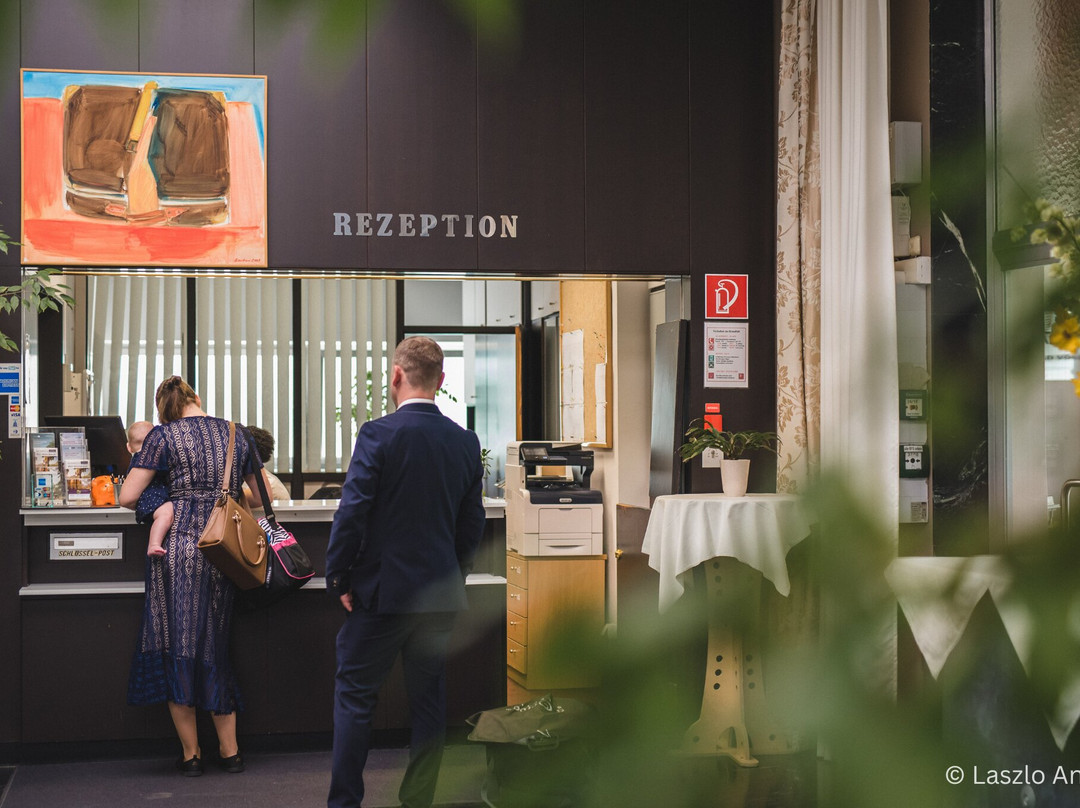 学院花园酒店主图