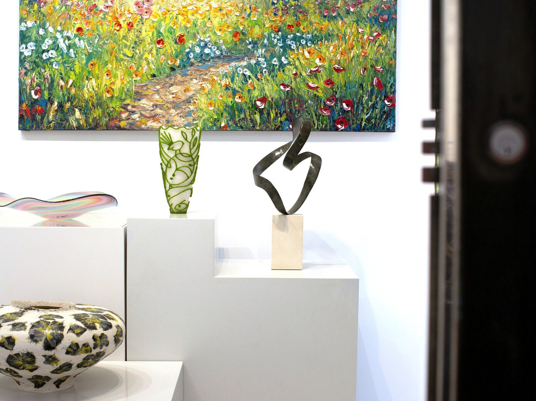 Black Door Gallery-奥克兰中心地区必去景点