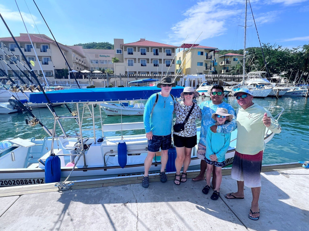 Fishing With Tico Huatulco-Crucecita必去景点