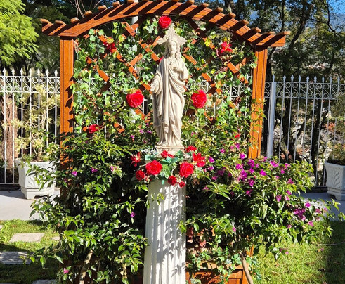 Santuário Diocesano de São Miguel Arcanjo-Piquete必去景点