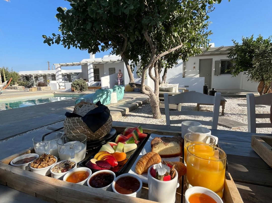 White and Grey主图