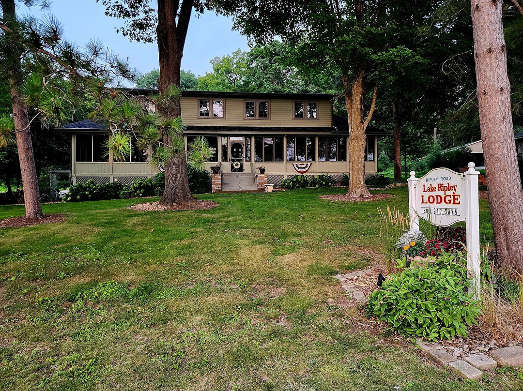 Lake Ripley Lodge主图