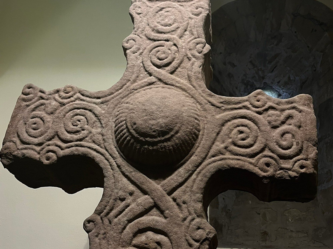 St Serf's Church and Dupplin Cross-珀斯必去景点