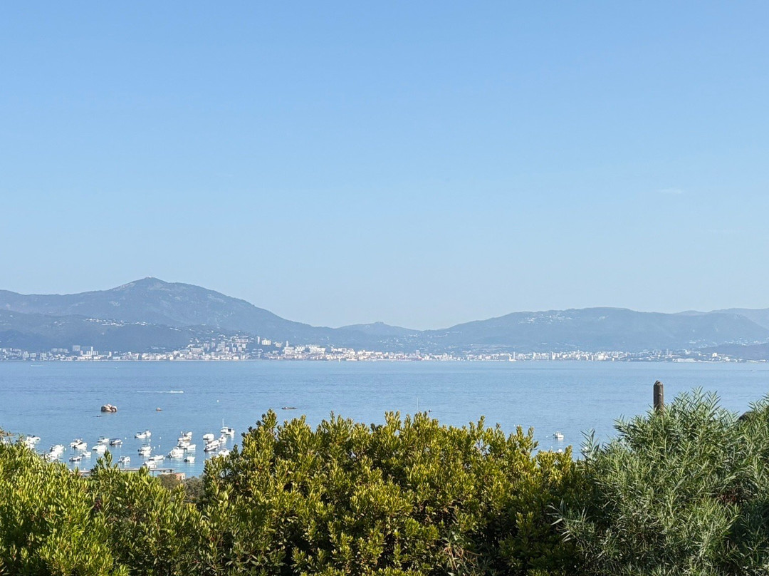 Villa Ghiatone主图