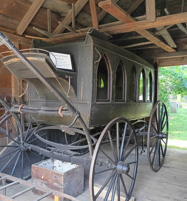 Old Burial Ground 1680-Essex必去景点