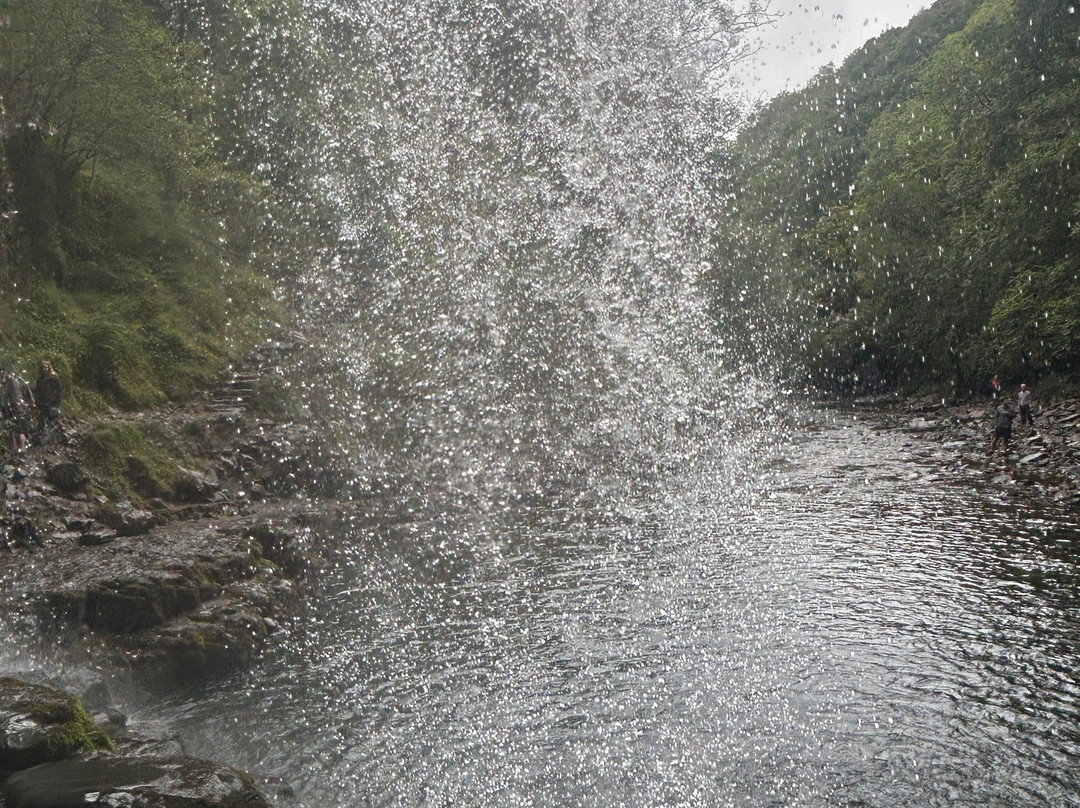 Four Waterfalls Walk-Ystradfellte必去景点