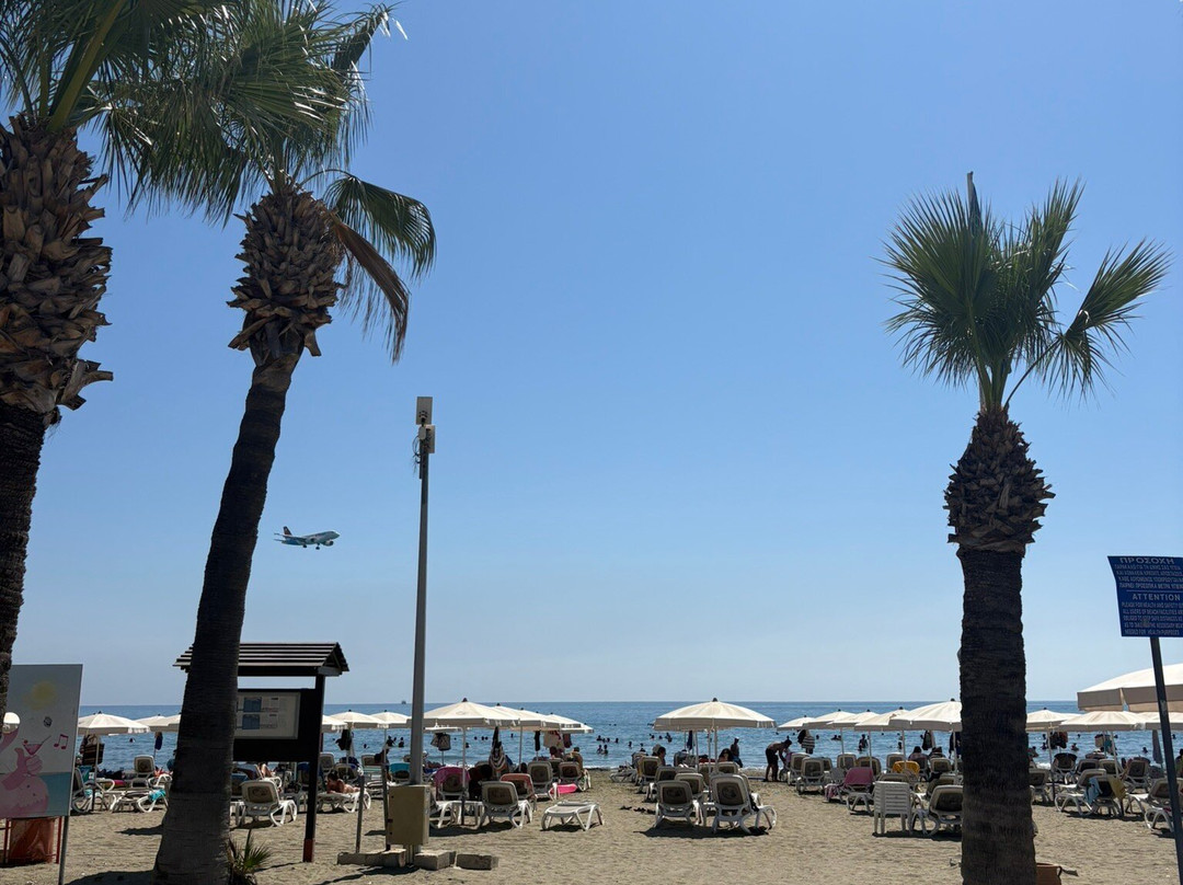 Mackenzie Beach-拉纳加必去景点