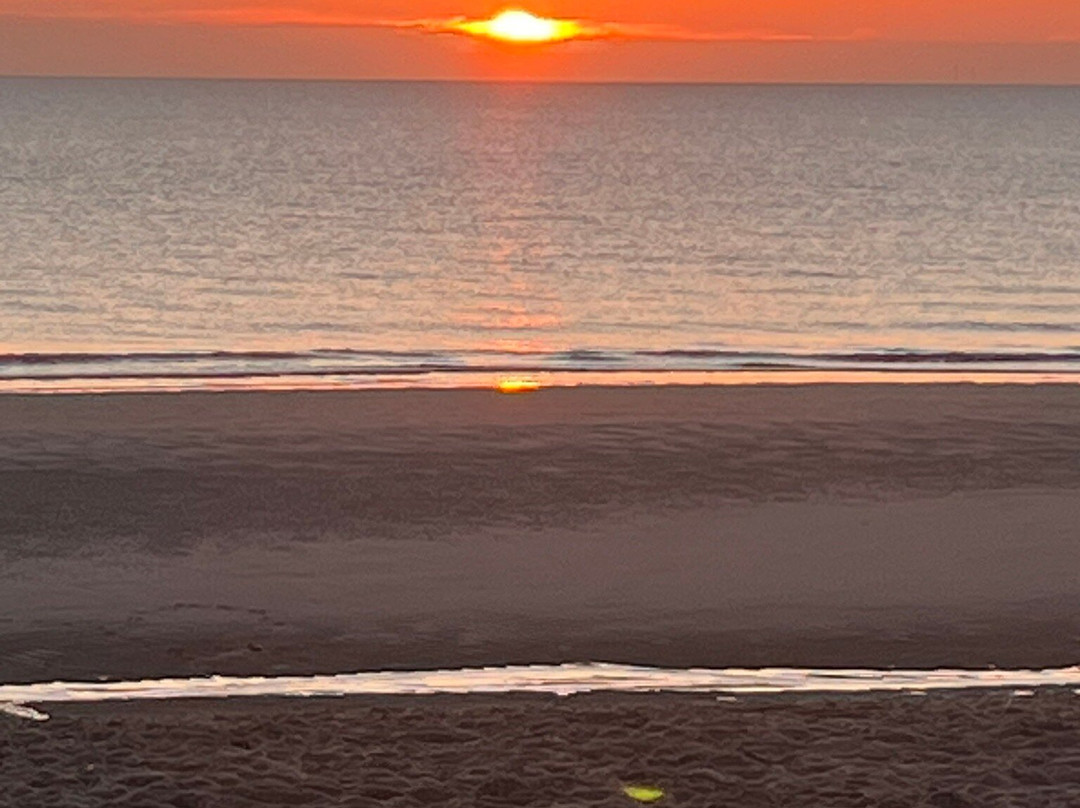 Huttoft Car Terrace Beach-Huttoft必去景点