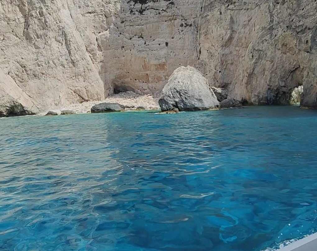 Serene Private Cruises-Tragaki必去景点