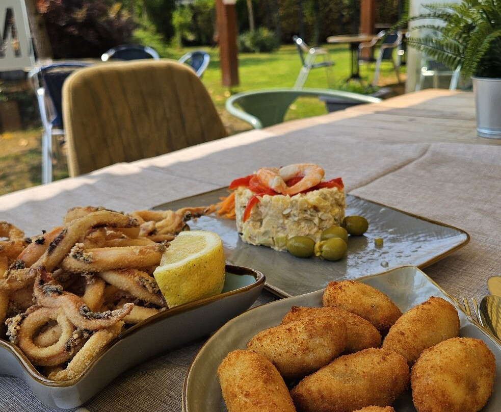 Hotel Valle De Cabezon主图