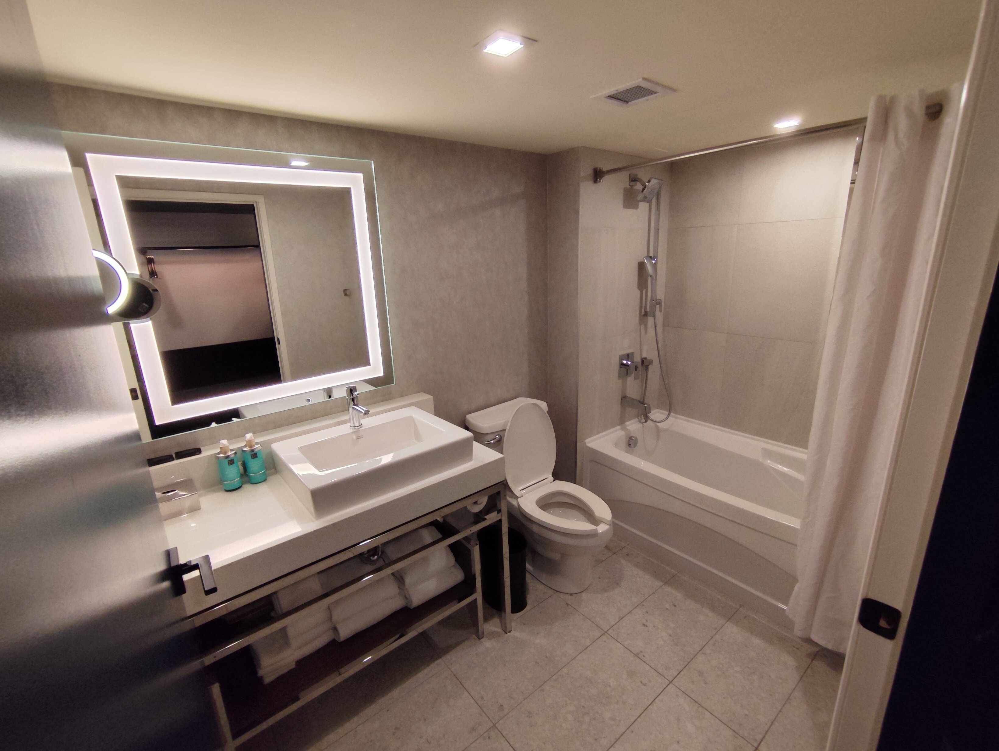 多伦多旺市中心诺富特酒店-浴室