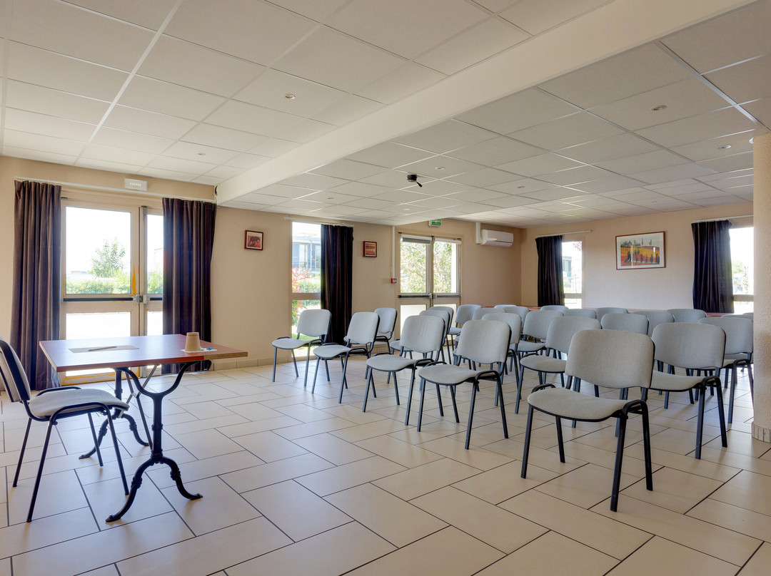 Brit Hotel Reims La Pompelle主图