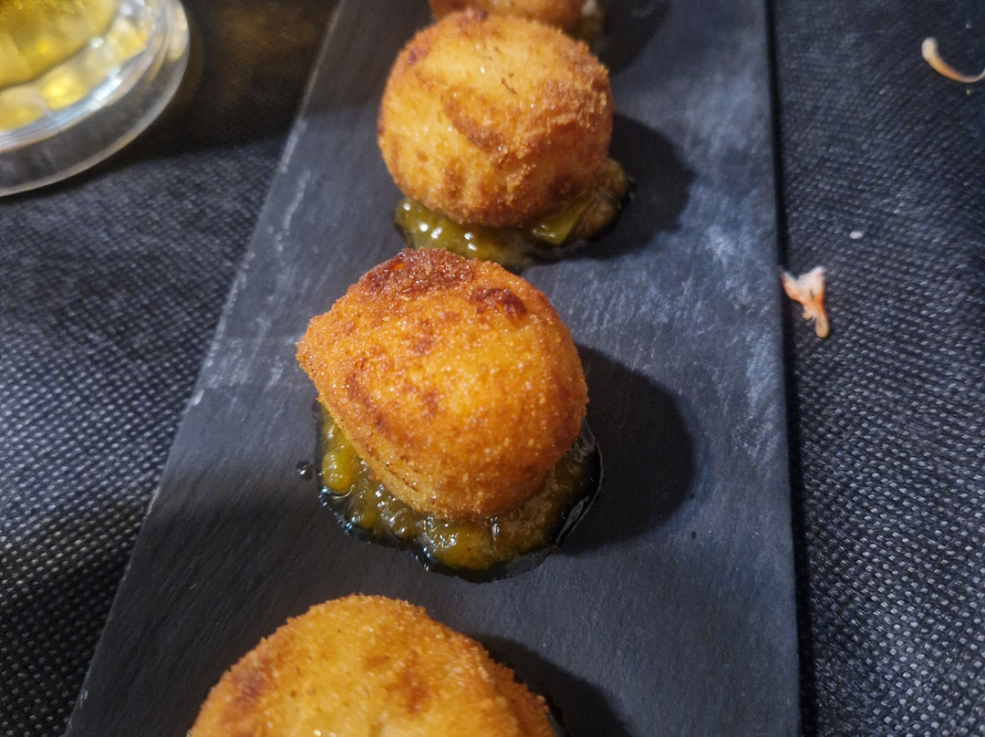 Tasca los Arcos-Soneja必去景点