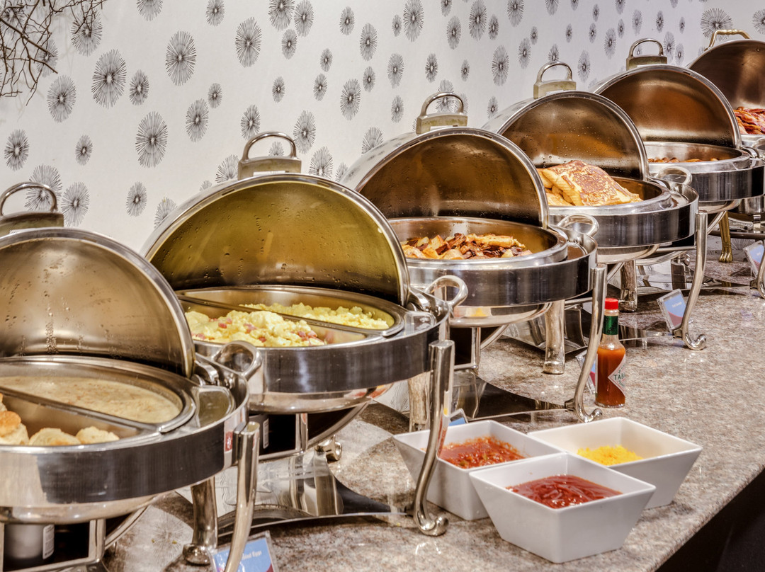 Crowne Plaza Milwaukee South by IHG