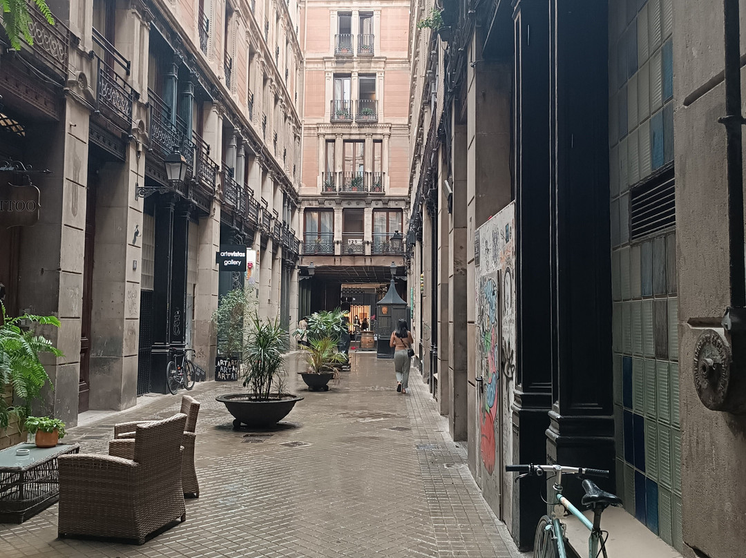 Guia de Turismo Brasileiro em Barcelona-巴塞罗那必去景点