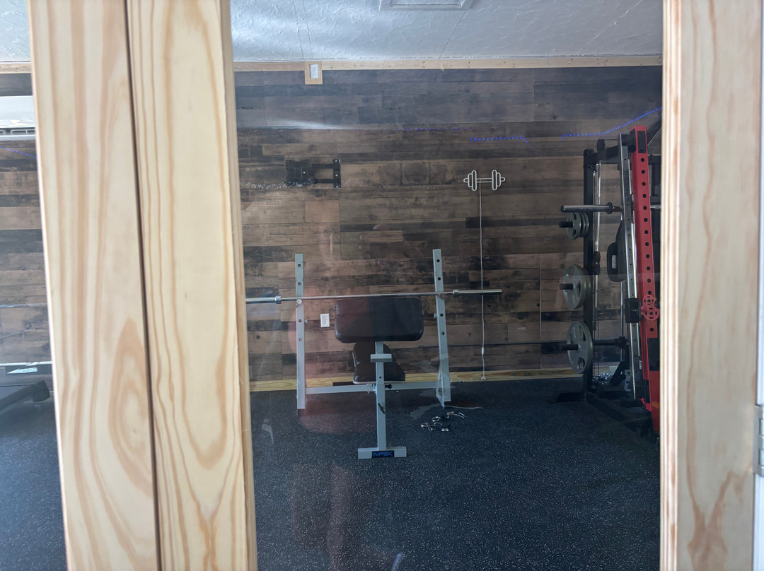 Timber Pointe Resort主图