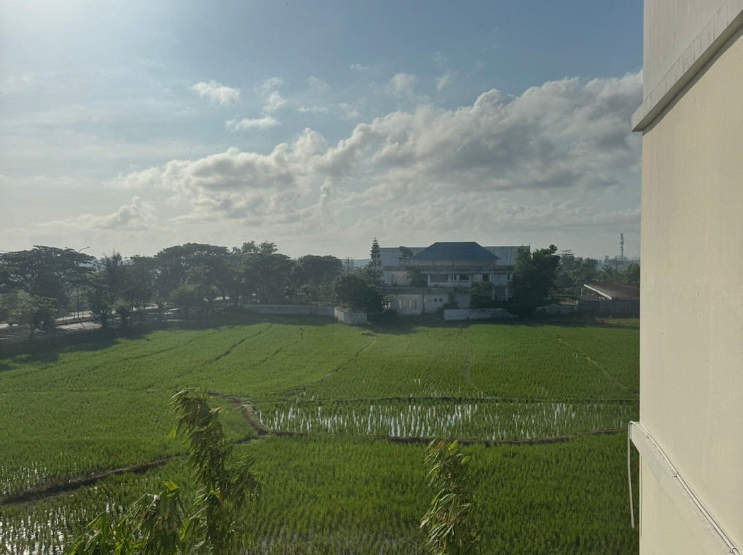 Swiss-Belcourt Lombok主图