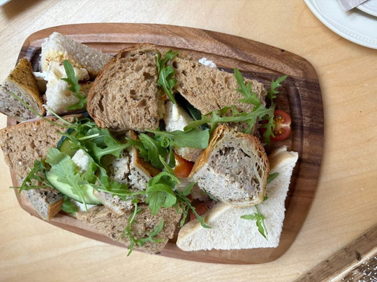 Bell's Farm Shop Cafe