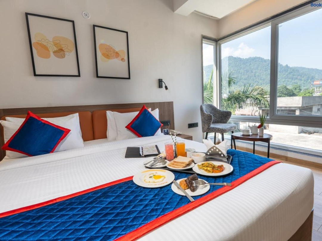 Zip By Spree Hotels Madhuram Haldwani