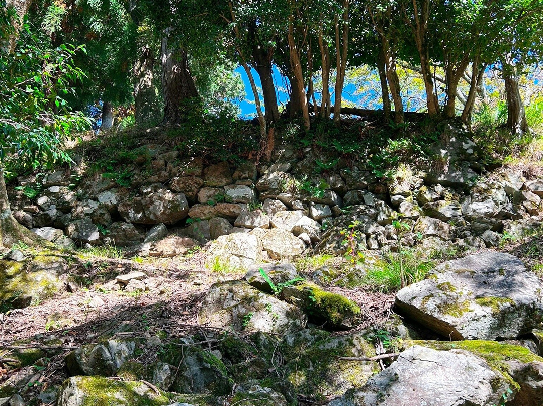 The remains of Wakasaonigajo Castle-若狭町必去景点