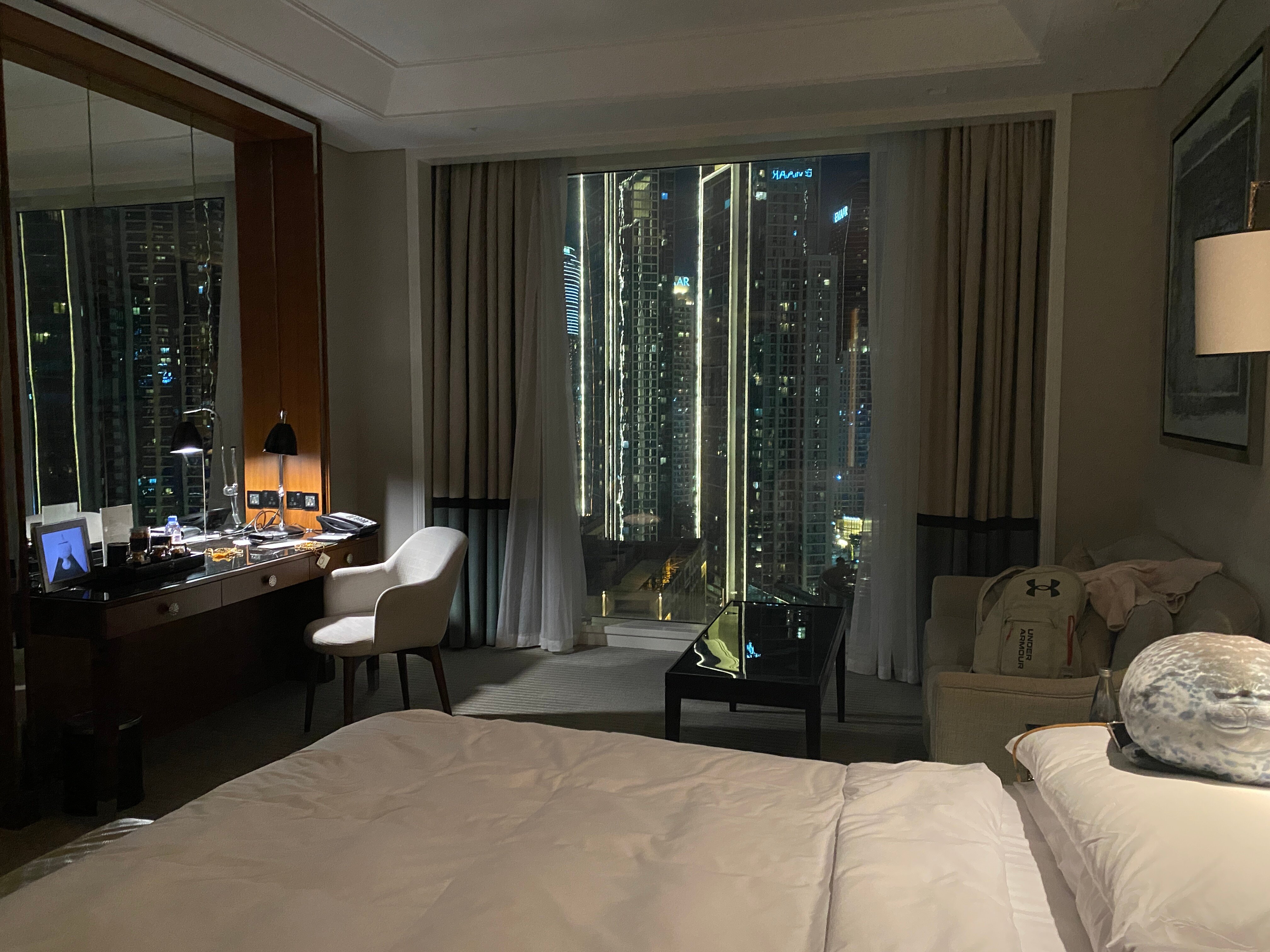 迪拜皇冠酒店-客卧