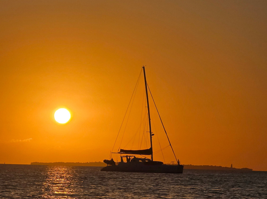 Sunseabar Beach Hotel主图