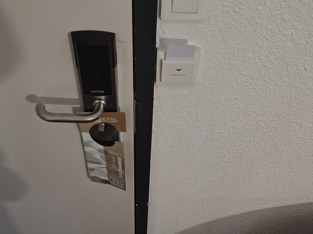 Brit Htel Porte d'Espagne主图