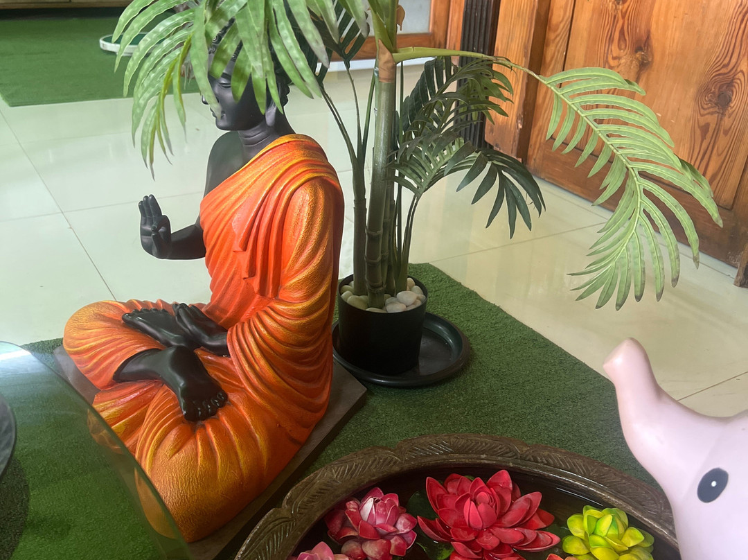 Sandalwood Ayurveda-卡维洛辛必去景点