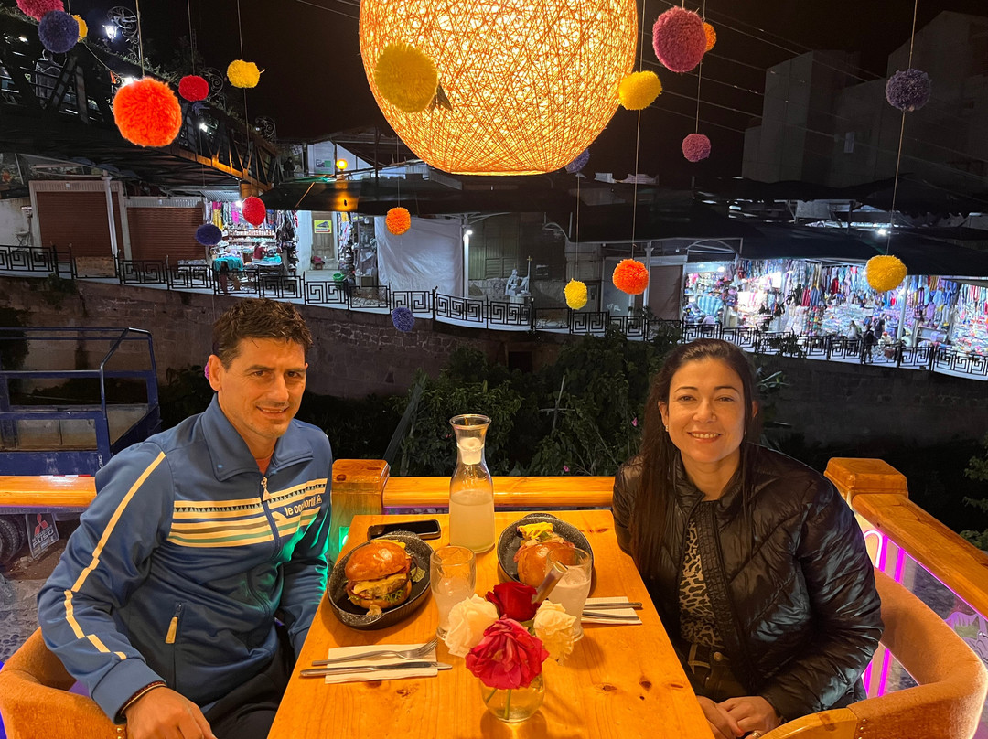 Mi Chola Restaurant & Bar