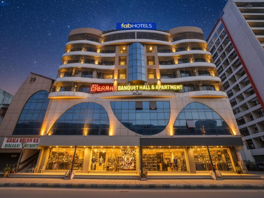 Fabhotel Shree Balaji NX Banquets and Apartment