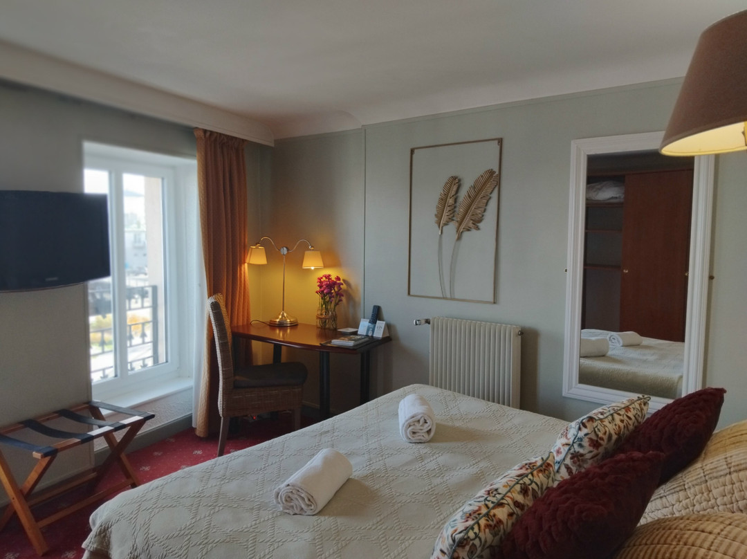 里金斯之家酒店主图