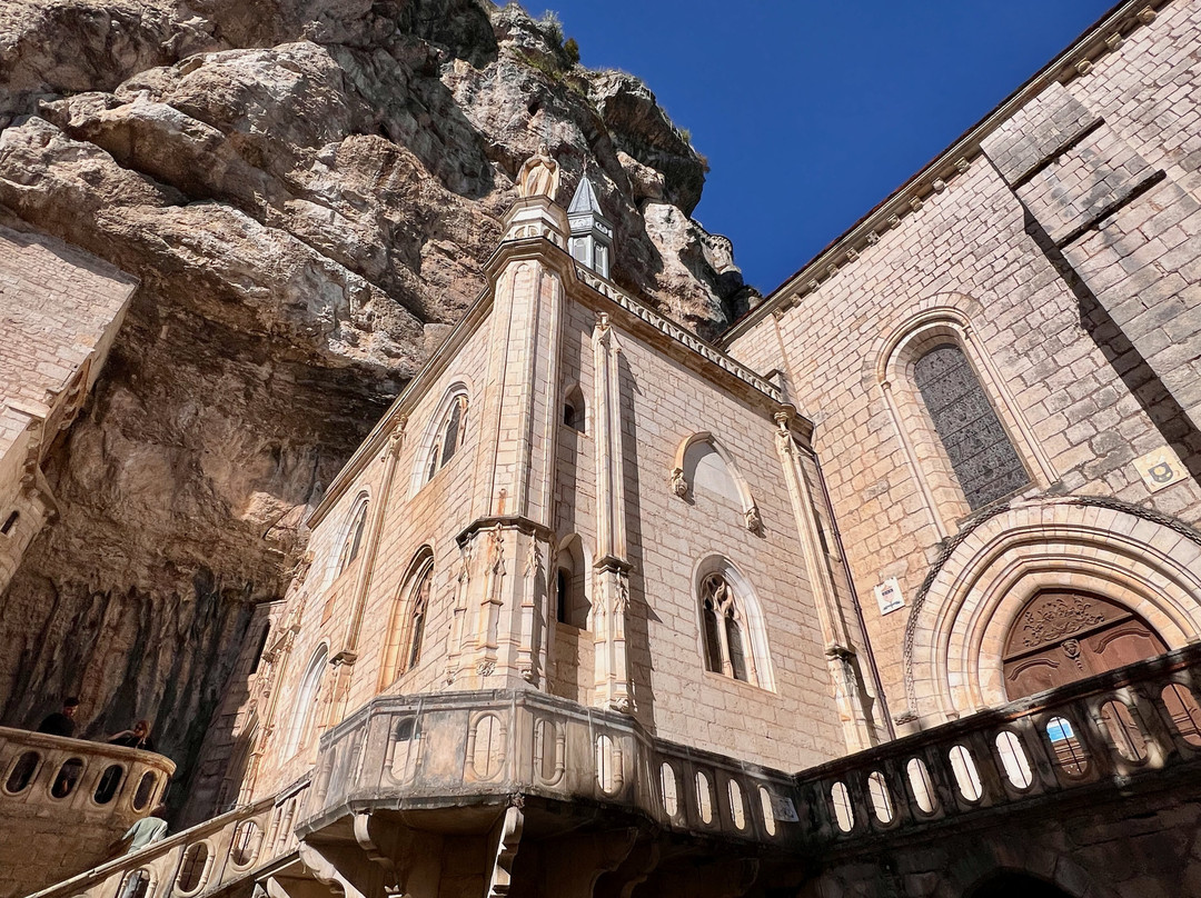 Cite Religieuse-罗卡马杜尔必去景点