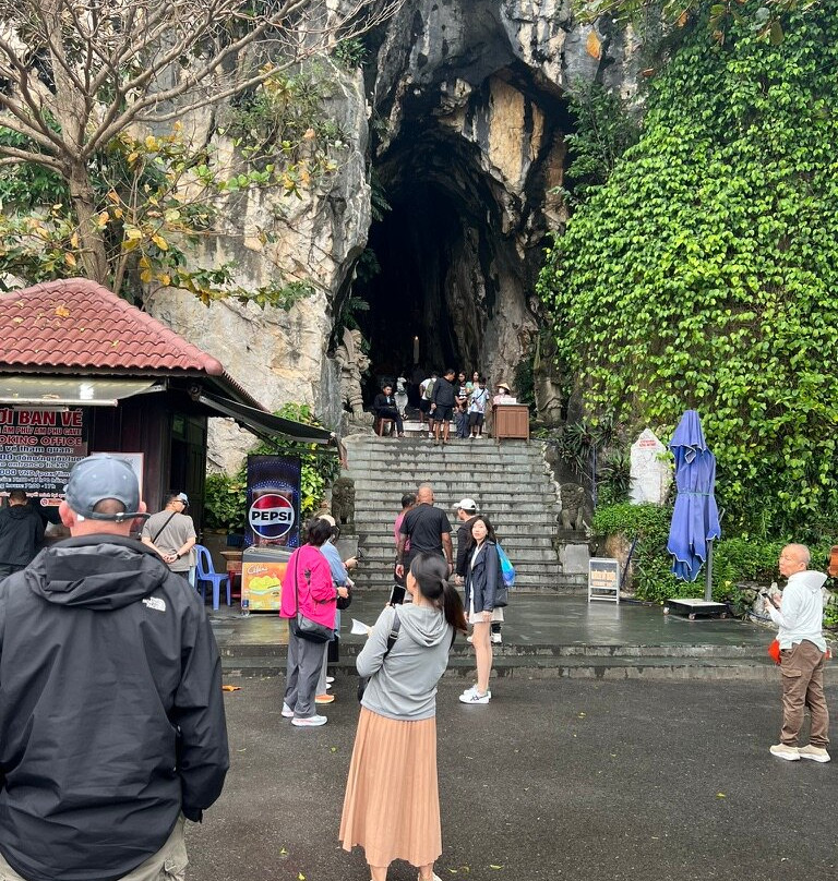 花严洞-岘港必去景点