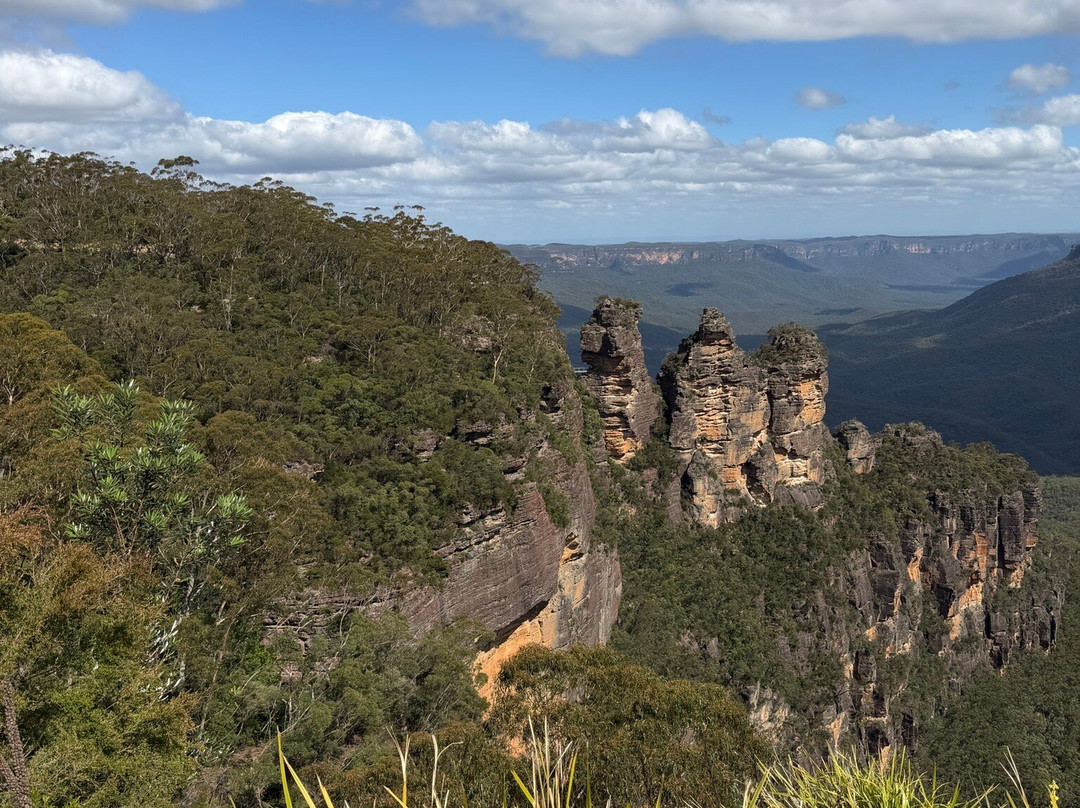 大蓝山山脉-卡通巴必去景点