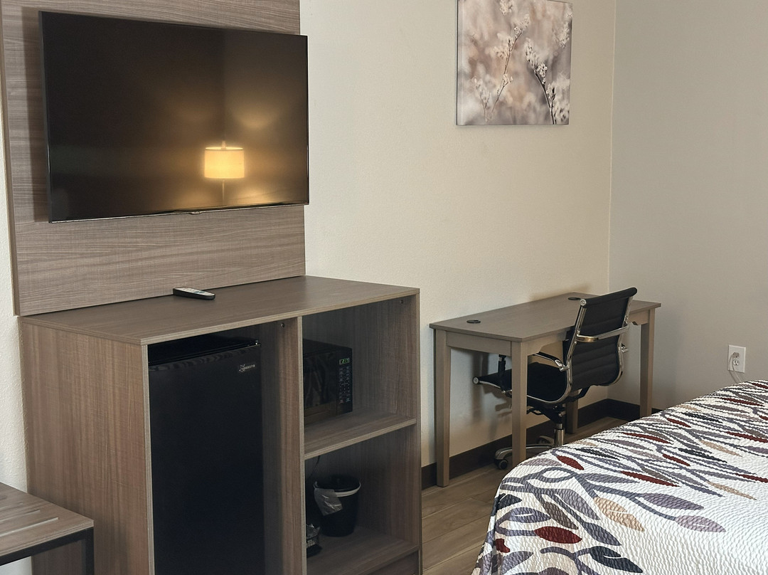 Red Roof Inn & Suites Middleborough主图