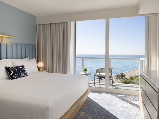 纽波特海滨度假酒店主图