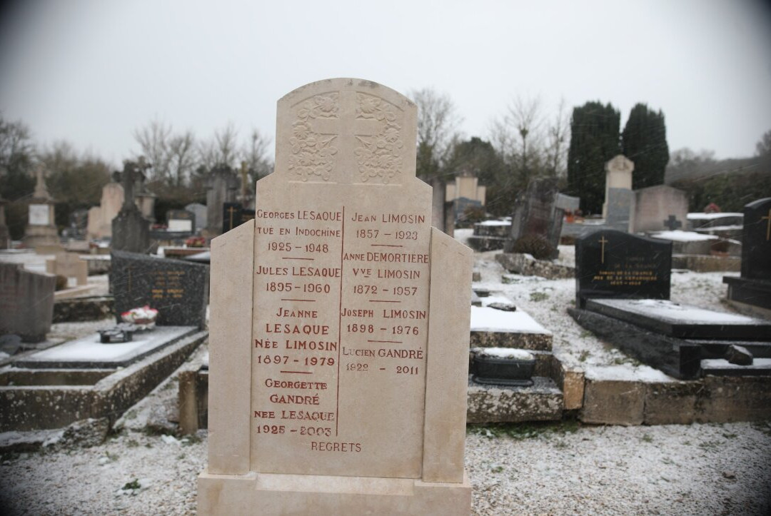 Cimetière de Bissey-sous-Cruchaud-Bissey-sous-Cruchaud必去景点