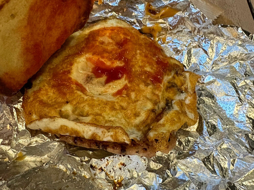 The Hollies Farm Shop-Little Budworth必去景点