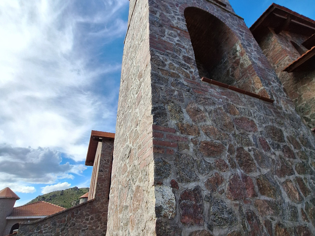 Monasterio de las Monjas Benedictinas-San Luis必去景点