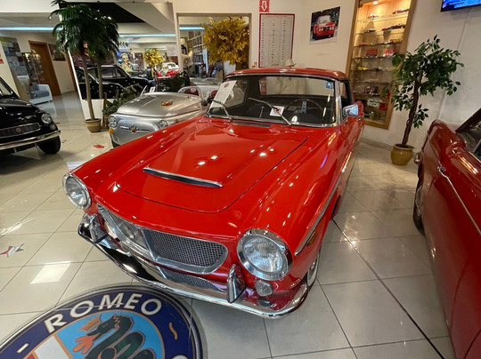 马耳他古董车收藏博物馆-卡拉必去景点