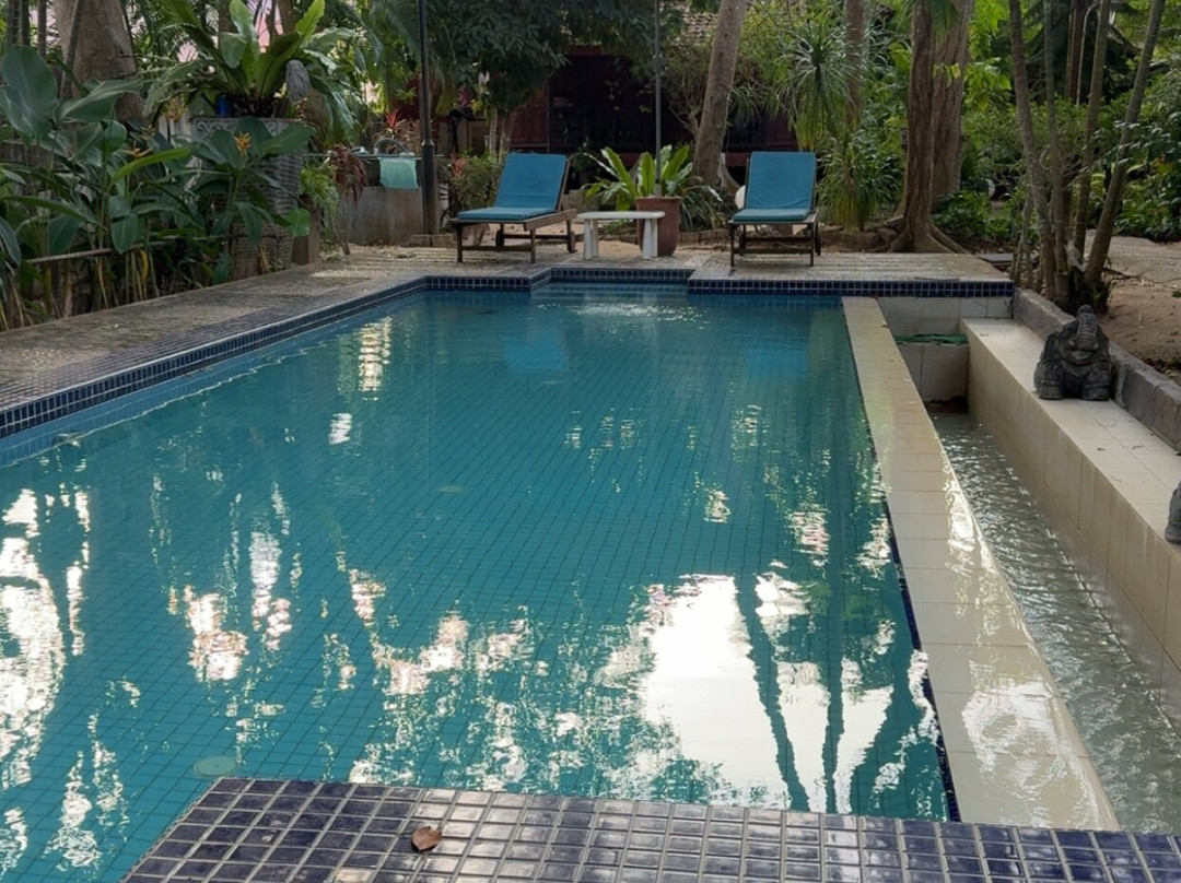 莫莱克别墅酒店主图