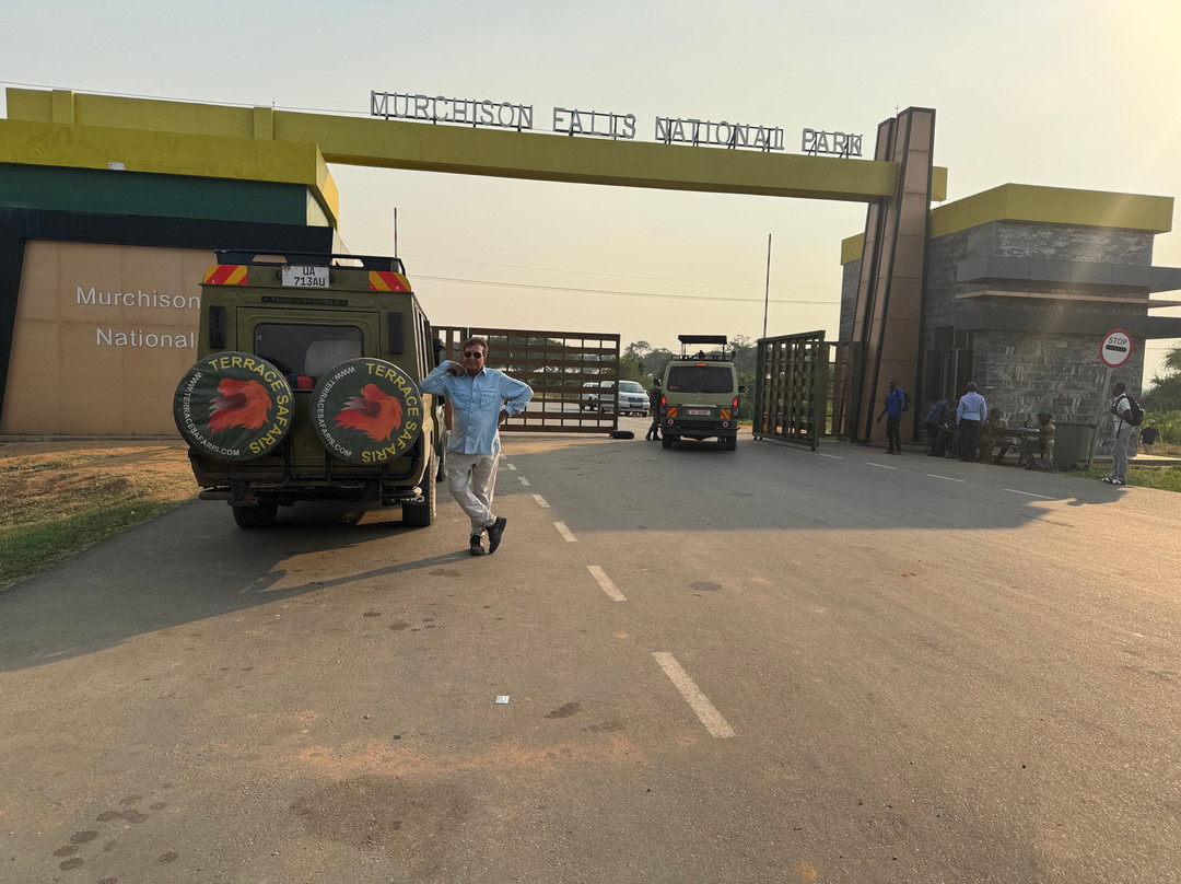 Terrace Uganda Safaris-卡巴莱必去景点