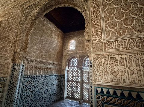 Arabic Tour Alhambra-格拉纳达必去景点
