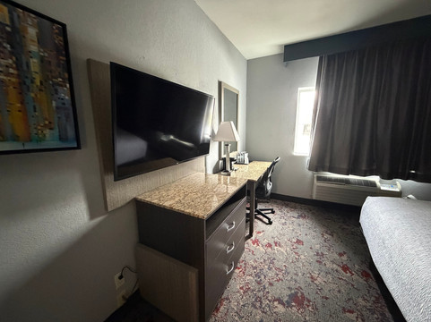 贝斯特韦斯特科科莫酒店主图