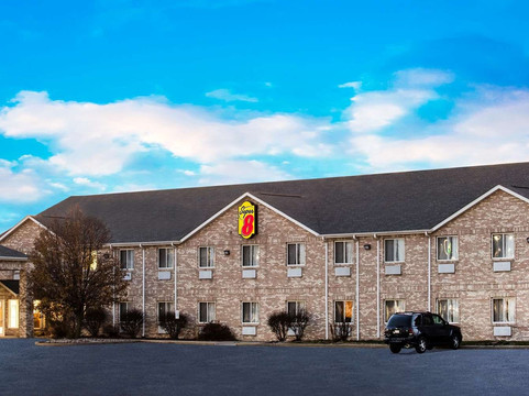 雷明顿温德姆速8酒店主图