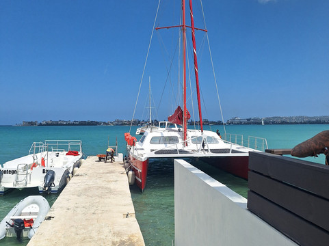 Dreamer Catamaran Cruises-蒙特戈贝必去景点