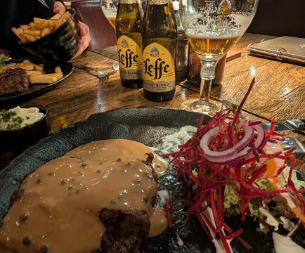 莫里安谢德乡村酒店主图