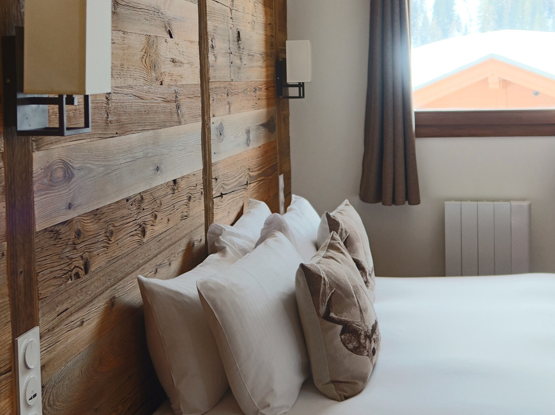 Chalet Isabella by Chardons